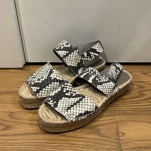 Vince Snakeskin Leather Espadrille Sandal 35 5